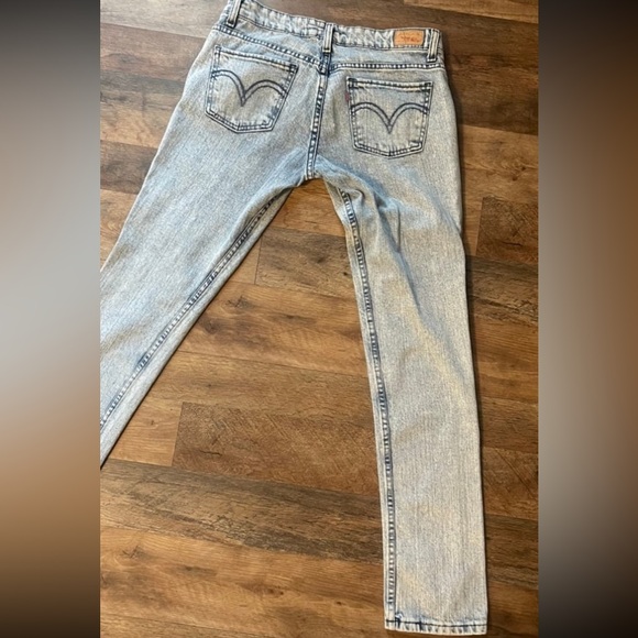 524 acid style wash Levi’s - Picture 3 of 8